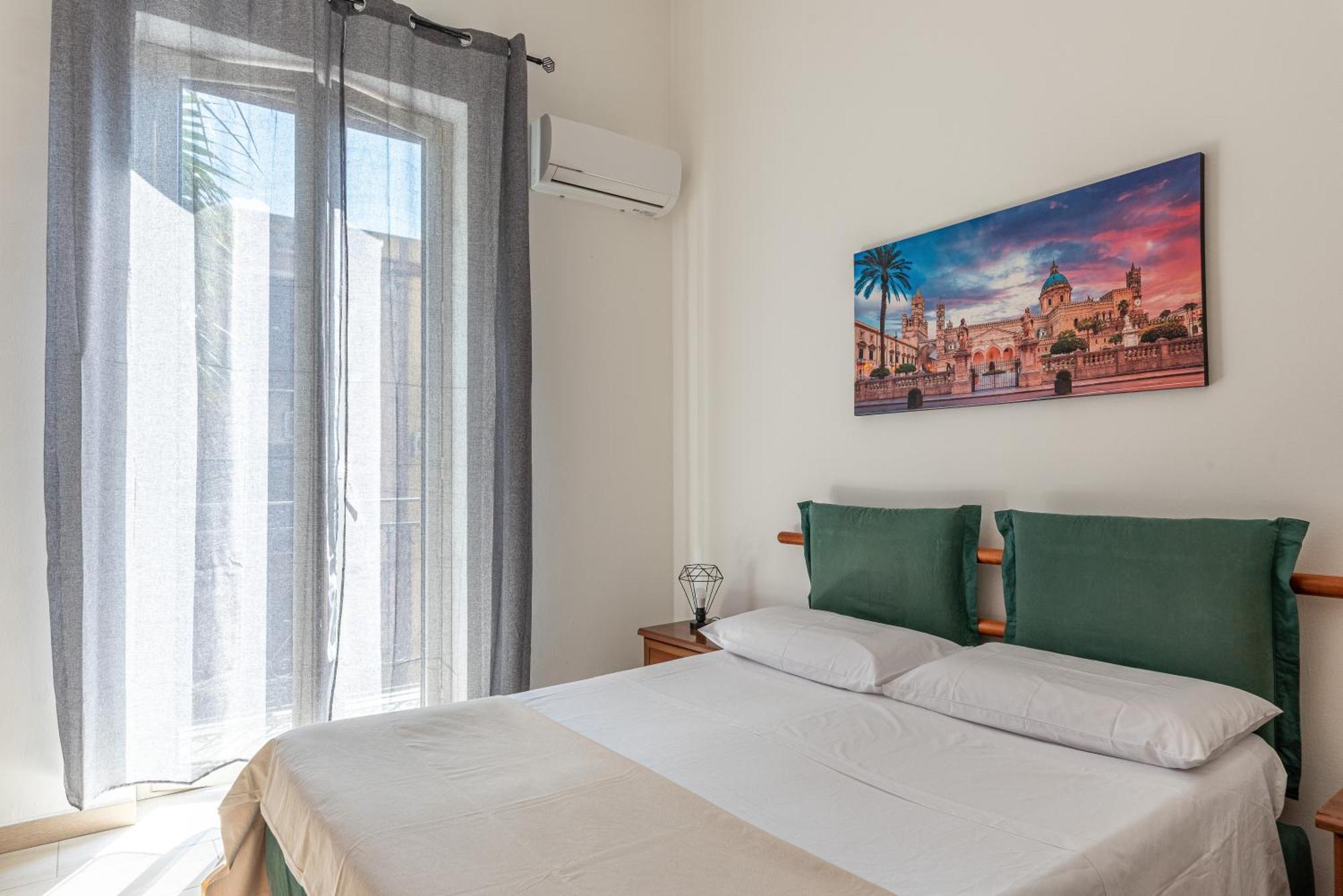 I Mori-Holiday Apartment Palermo Zewnętrze zdjęcie