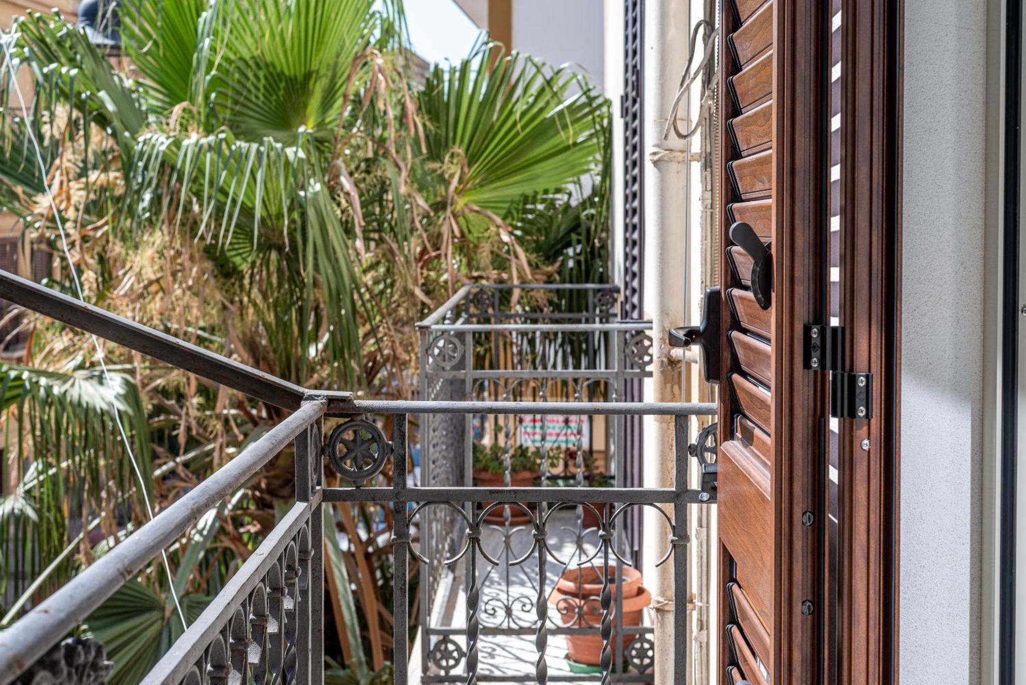 I Mori-Holiday Apartment Palermo Zewnętrze zdjęcie